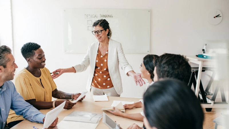 ¿Cómo reclutar distribuidores de MLM?